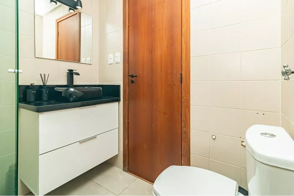 Apartamento à venda com 2 quartos, 77m² - Foto 2