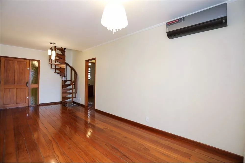 Cobertura à venda com 3 quartos, 225m² - Foto 5