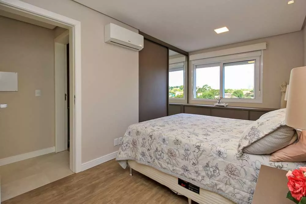 Apartamento à venda com 2 quartos, 70m² - Foto 9