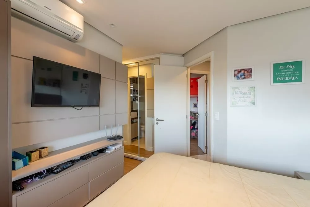 Apartamento à venda com 2 quartos, 77m² - Foto 3