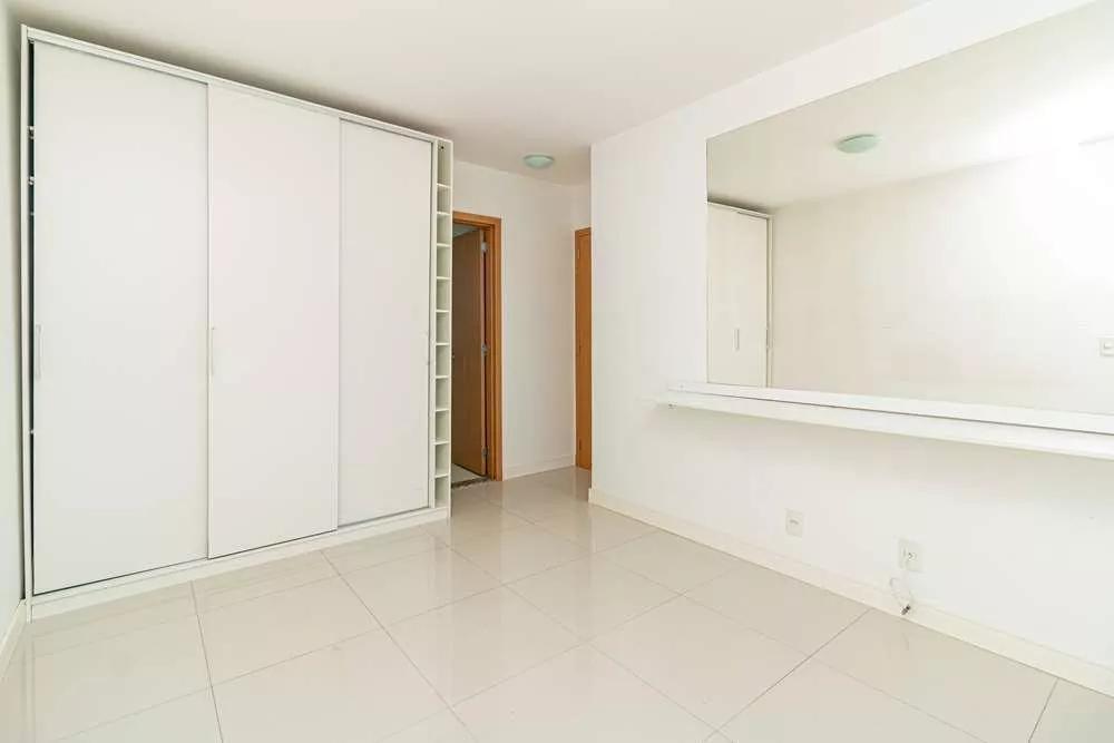 Apartamento à venda com 2 quartos, 69m² - Foto 2