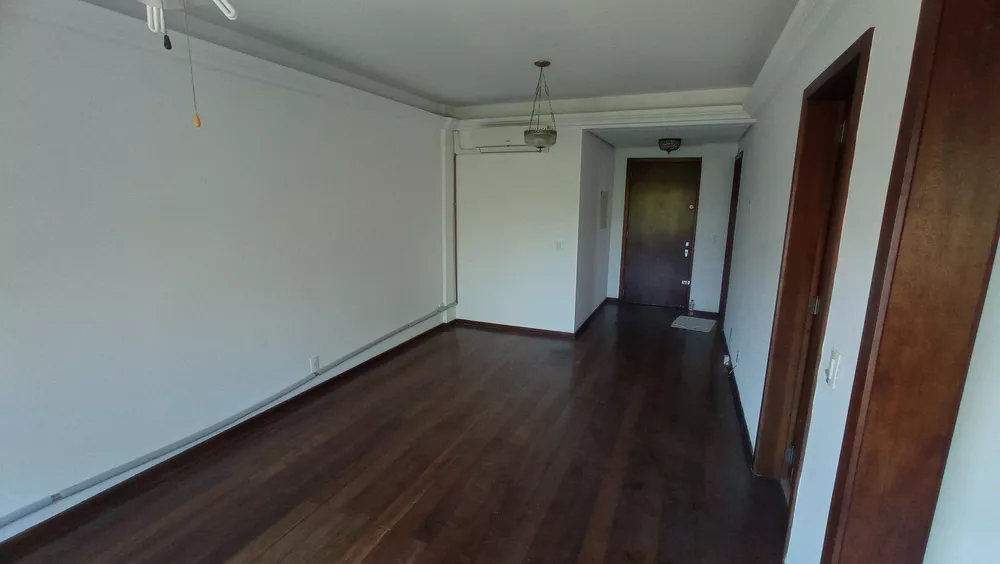 Apartamento à venda com 3 quartos, 99m² - Foto 4