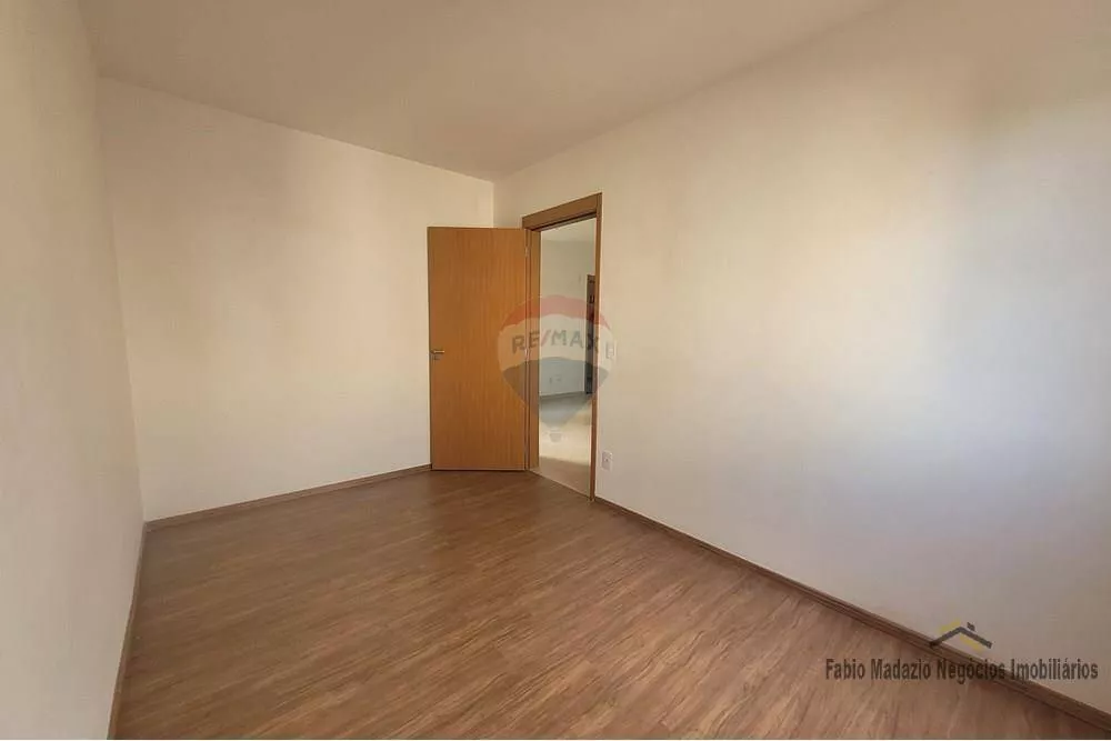 Apartamento à venda com 2 quartos, 45m² - Foto 11