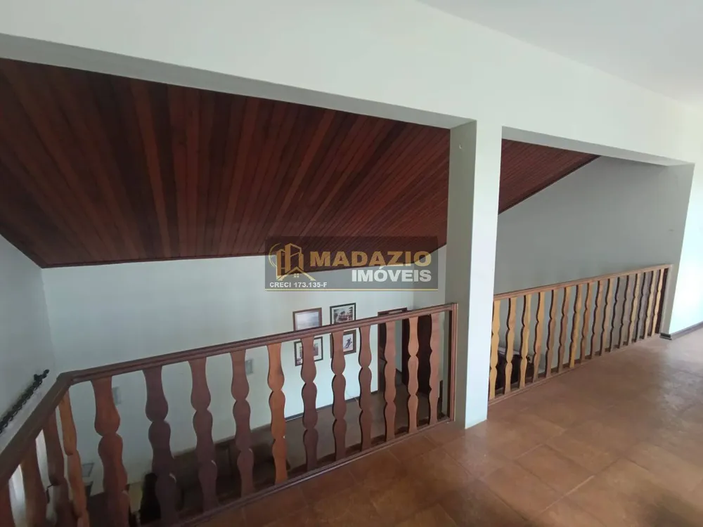 Casa, 3 quartos, 247 m² - Foto 2