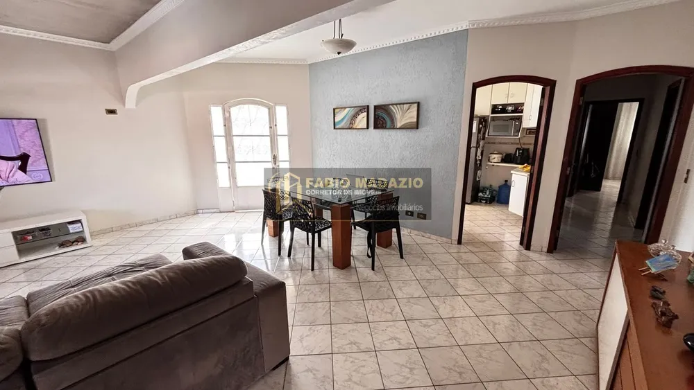 Casa, 3 quartos, 172 m² - Foto 2