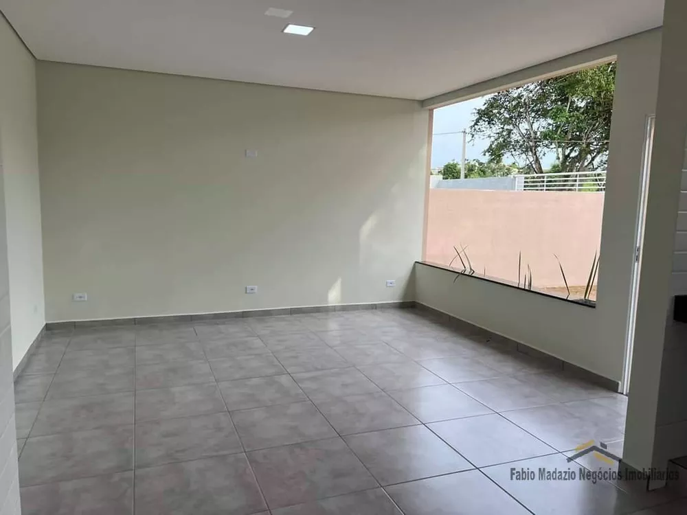 Casa à venda com 2 quartos, 100m² - Foto 3