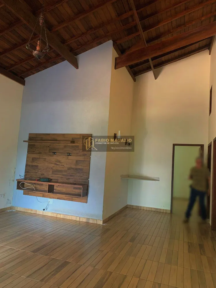 Casa, 1 quarto, 286 m² - Foto 2