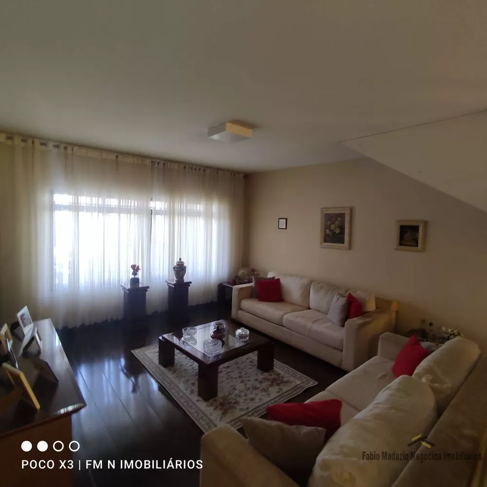 Casa à venda com 5 quartos, 250m² - Foto 8