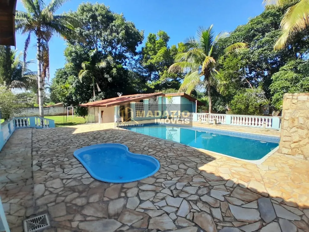 Chácara, 4 quartos, 2500 m² - Foto 2