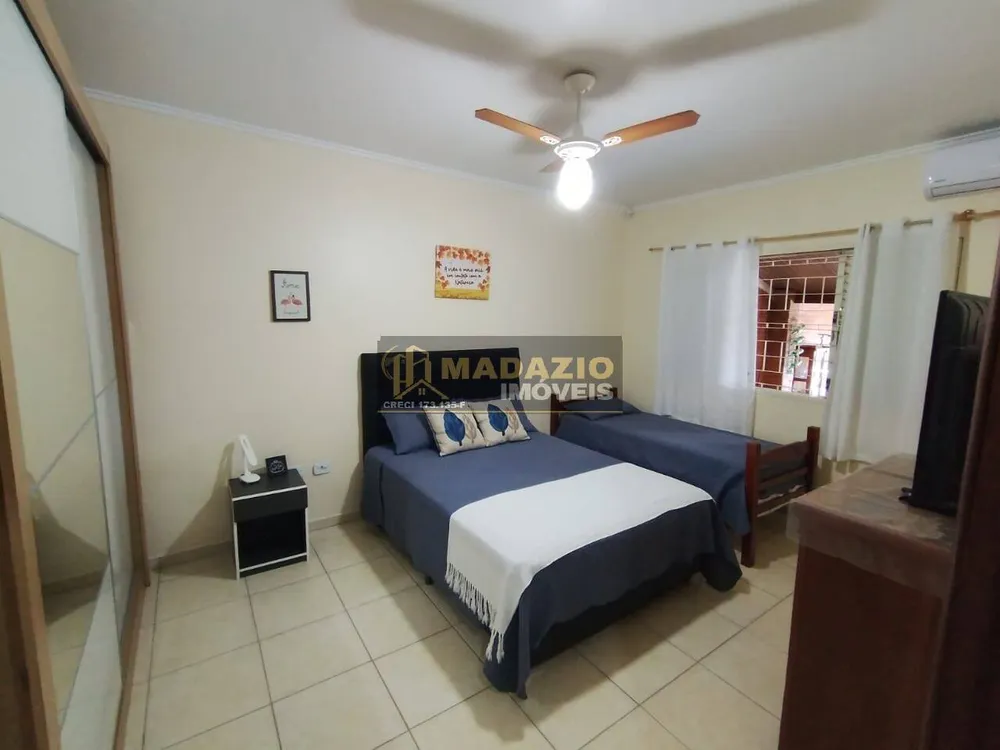 Casa, 1 quarto, 215 m² - Foto 2