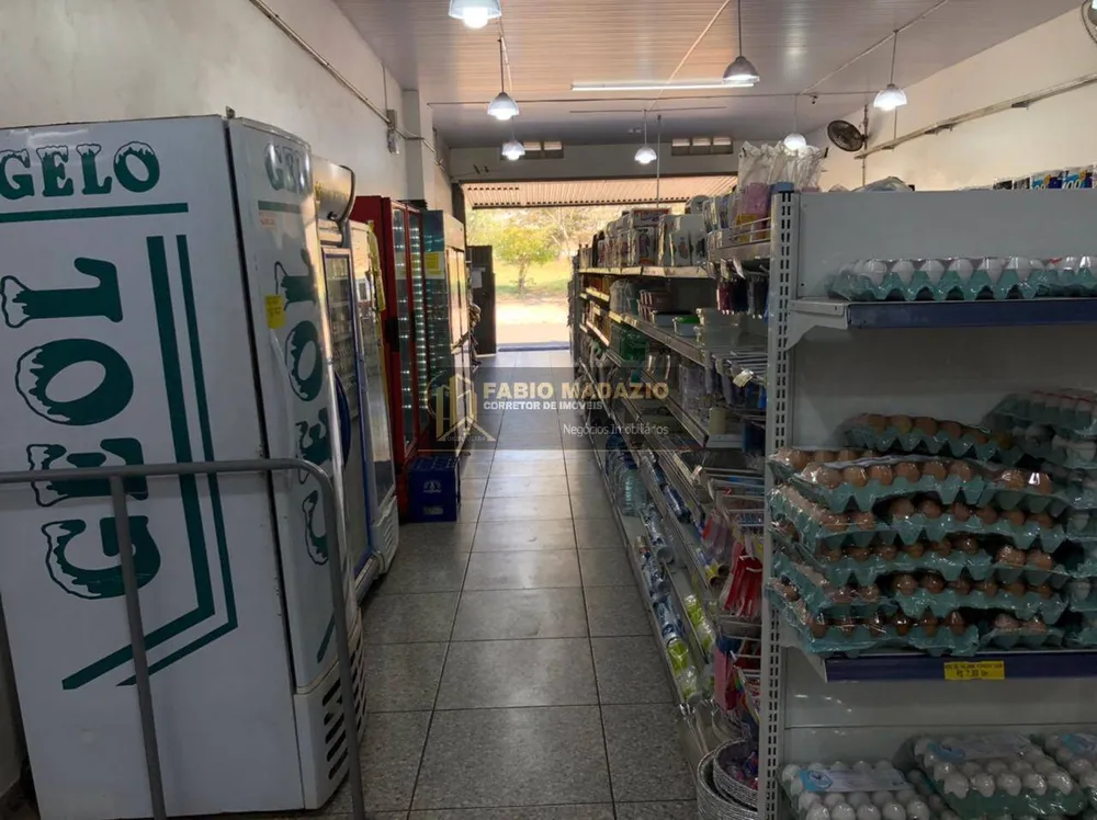 Prédio Inteiro - Foto 1