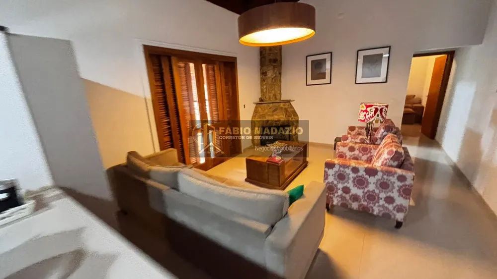 Chácara, 3 quartos, 1050 m² - Foto 1
