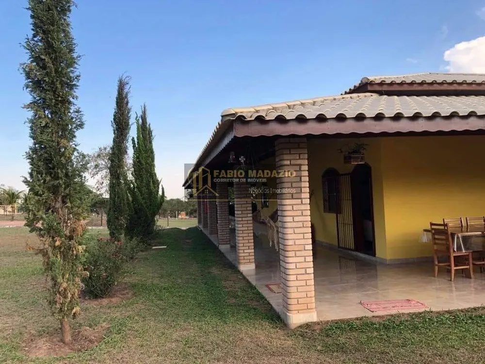 Chácara, 3 quartos, 5700 m² - Foto 1