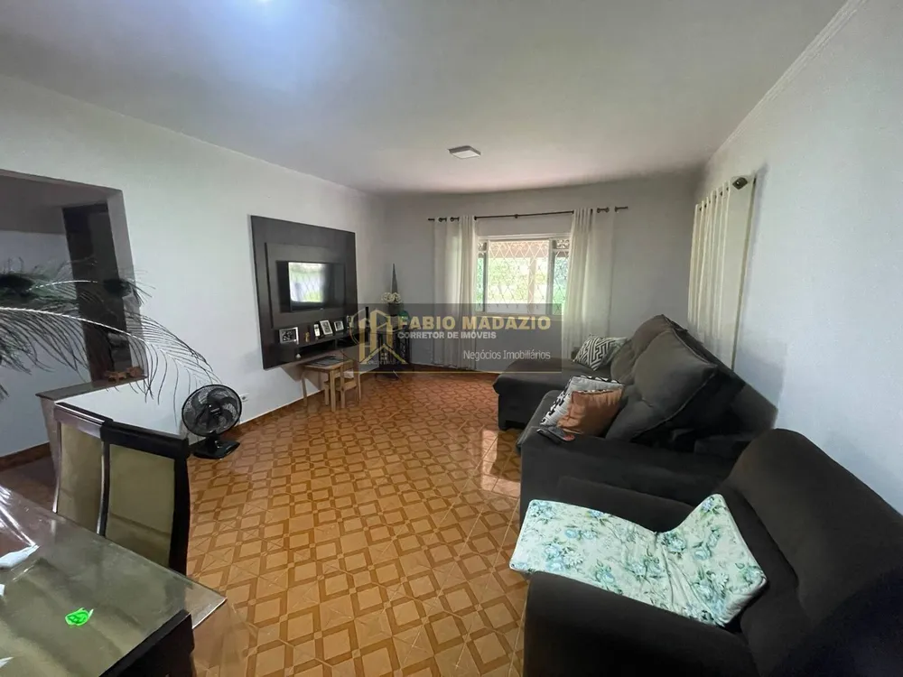 Chácara, 4 quartos, 5000 m² - Foto 1