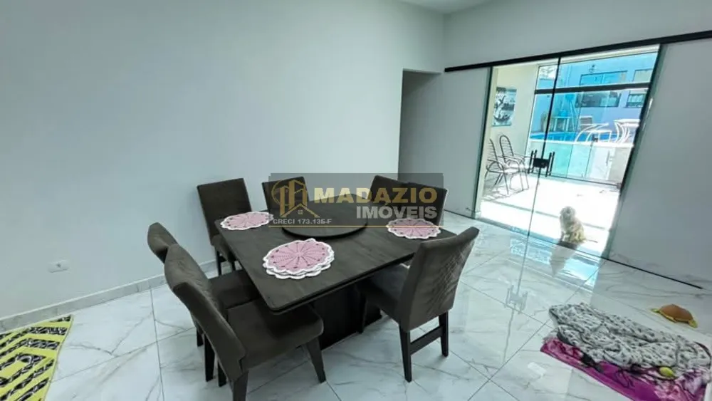 Casa, 3 quartos, 240 m² - Foto 4