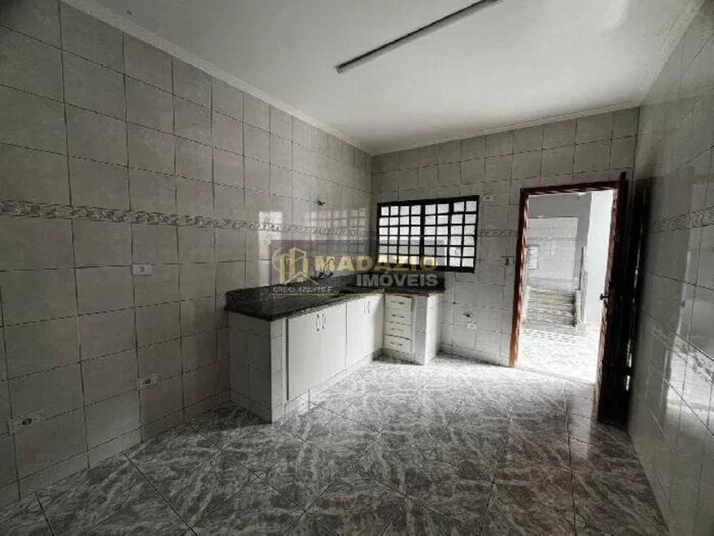 Casa, 3 quartos, 200 m² - Foto 4