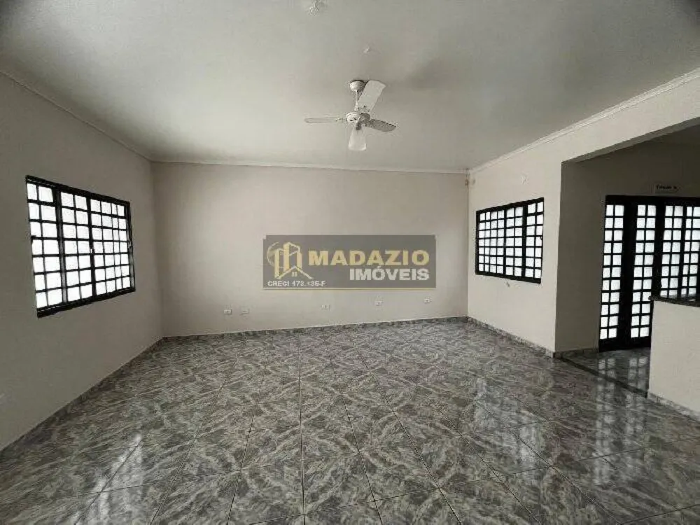 Casa, 3 quartos, 200 m² - Foto 2