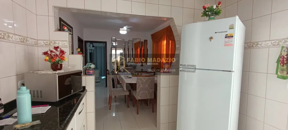 Casa, 3 quartos, 275 m² - Foto 2