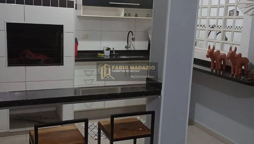Casa, 3 quartos, 195 m² - Foto 1