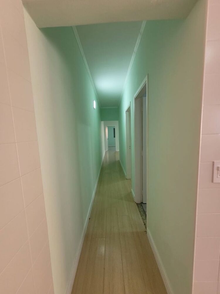 Casa à venda com 2 quartos, 84m² - Foto 1