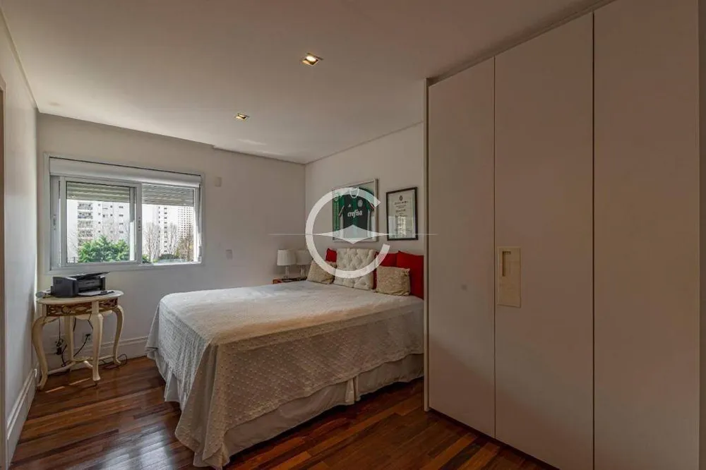 Apartamento, 4 quartos, 239 m² - Foto 2