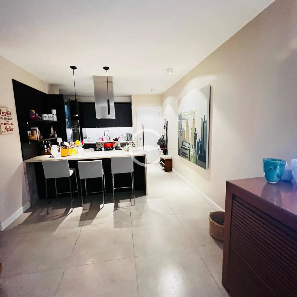 Apartamento, 4 quartos, 214 m² - Foto 1