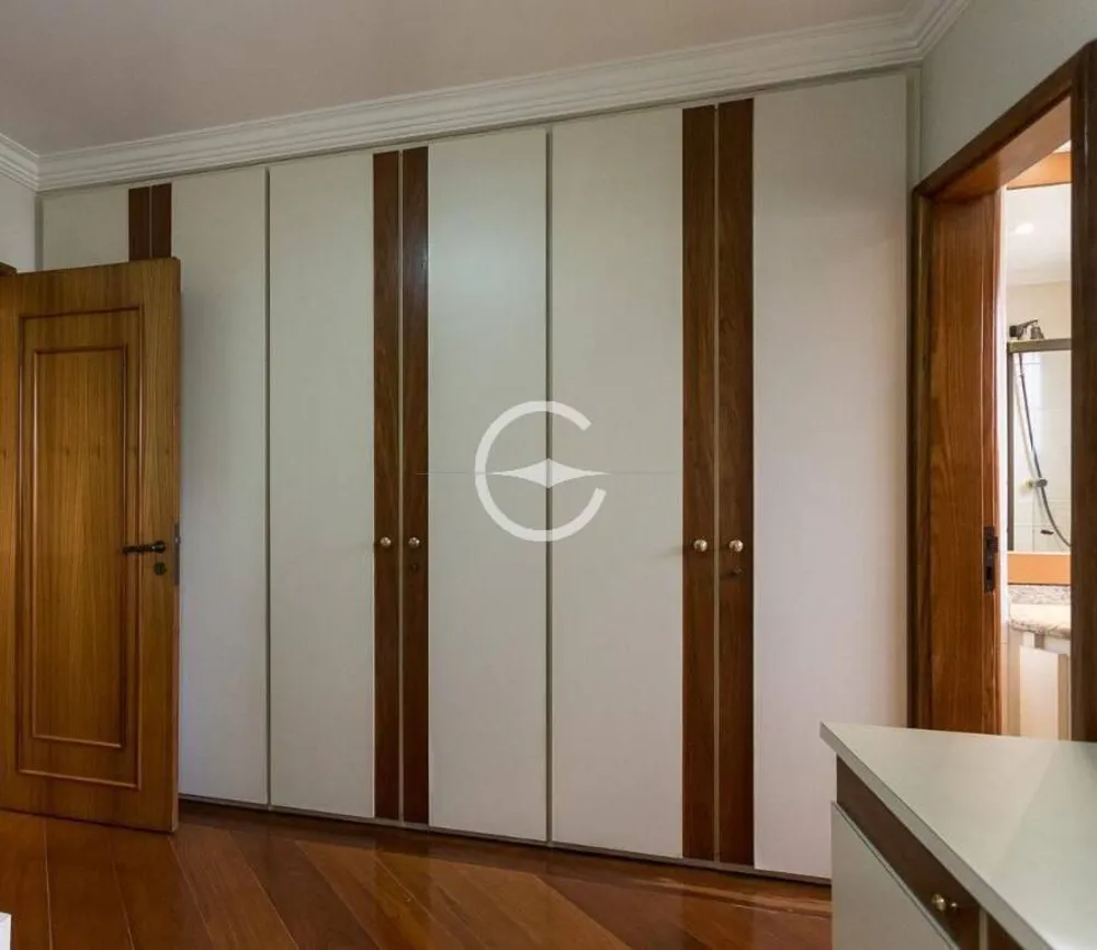 Apartamento, 4 quartos, 235 m² - Foto 2