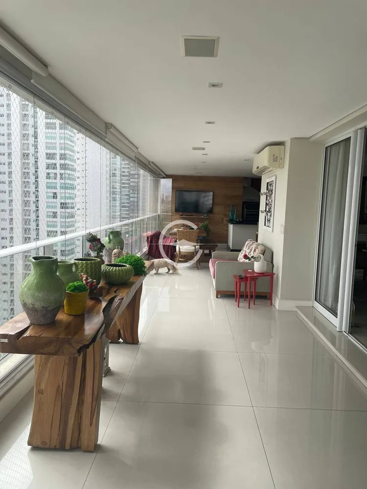 Apartamento, 4 quartos, 370 m² - Foto 1