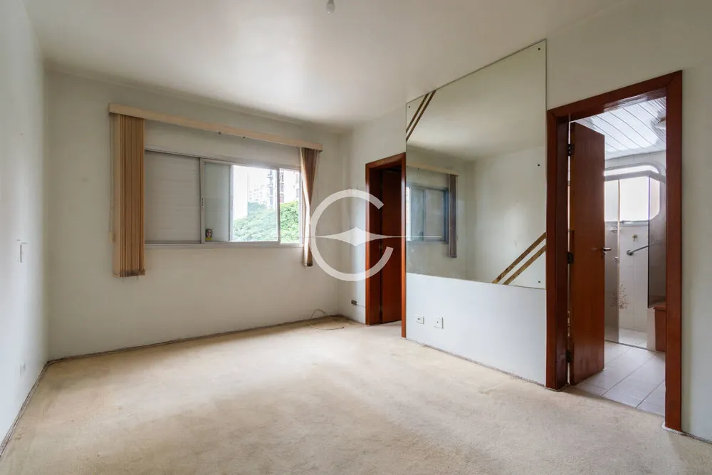 Apartamento, 4 quartos, 196 m² - Foto 2