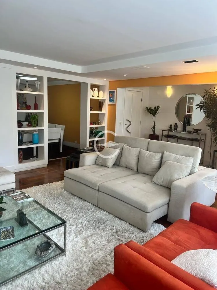 Apartamento, 3 quartos, 178 m² - Foto 1
