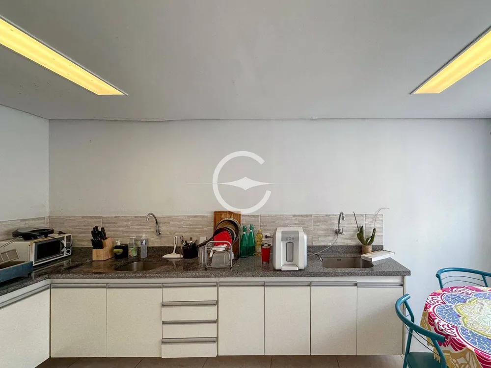 Casa, 4 quartos, 210 m² - Foto 2