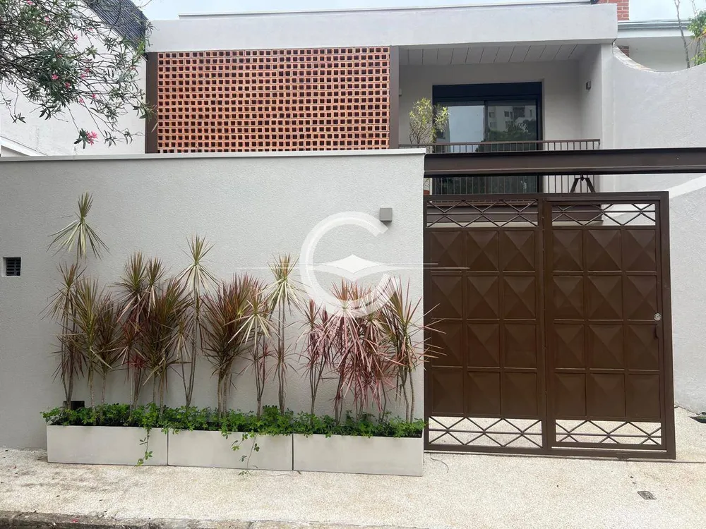 Casa, 3 quartos, 210 m² - Foto 1