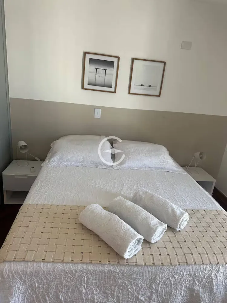Apartamento, 3 quartos, 210 m² - Foto 2