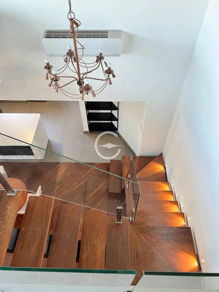 Apartamento, 3 quartos, 210 m² - Foto 1
