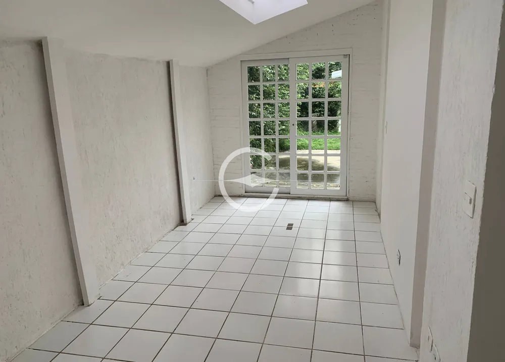 Casa, 3 quartos, 220 m² - Foto 1