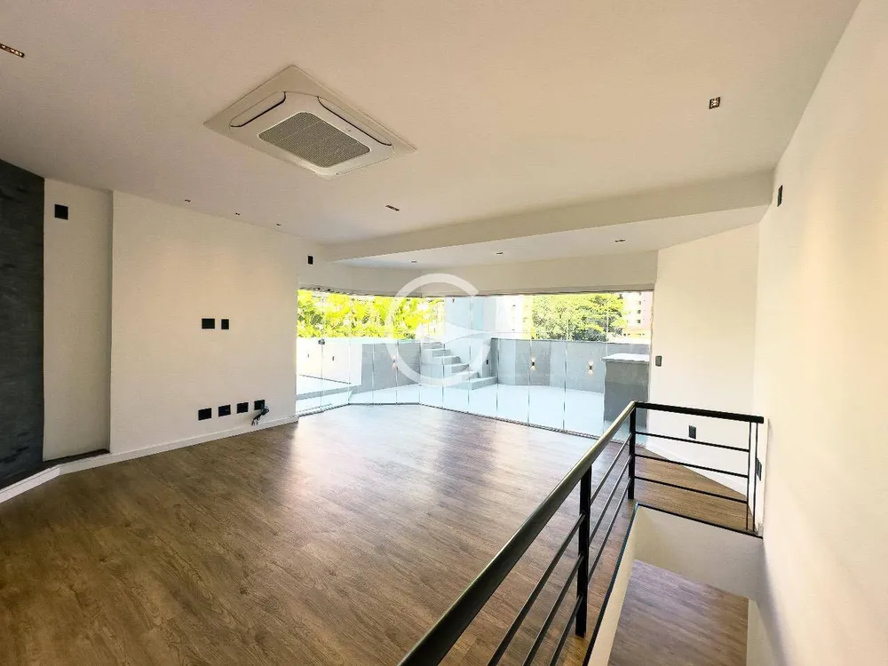 Apartamento, 3 quartos, 220 m² - Foto 2