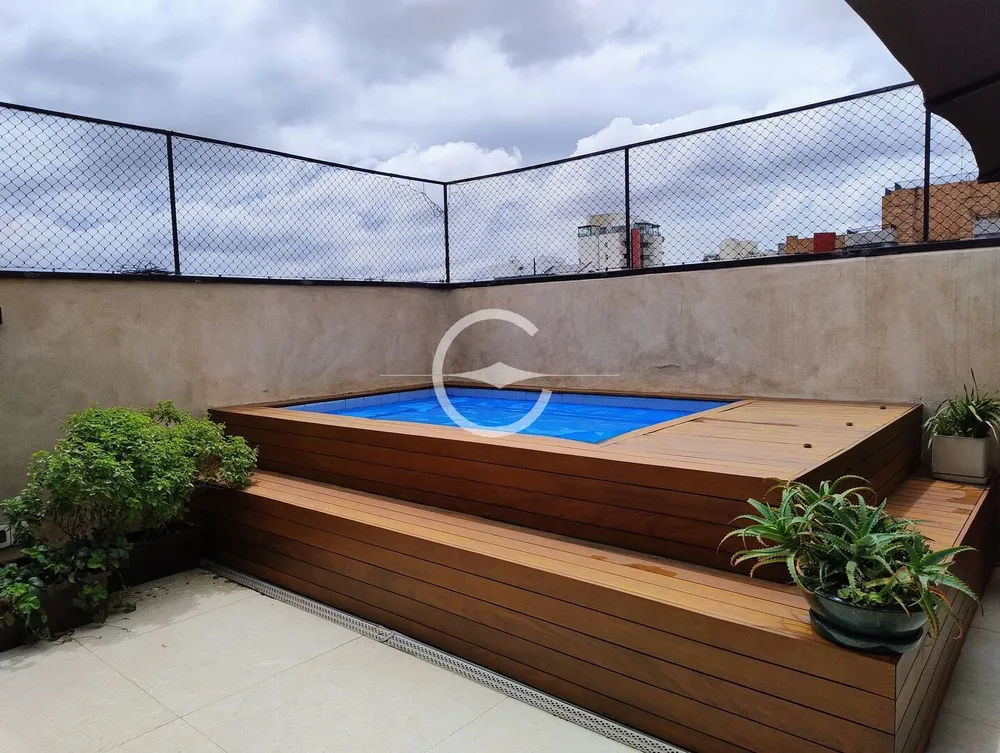 Apartamento, 3 quartos, 245 m² - Foto 1
