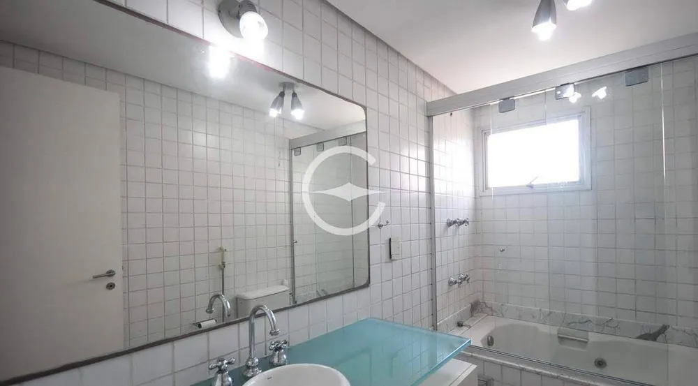 Apartamento, 3 quartos, 134 m² - Foto 1