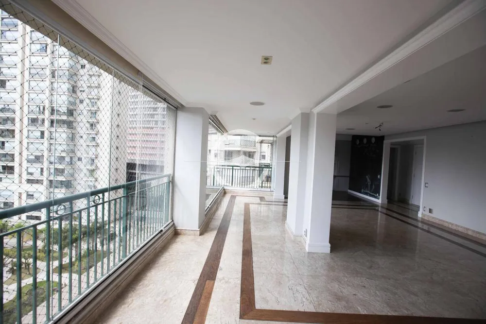Apartamento, 3 quartos, 168 m² - Foto 2