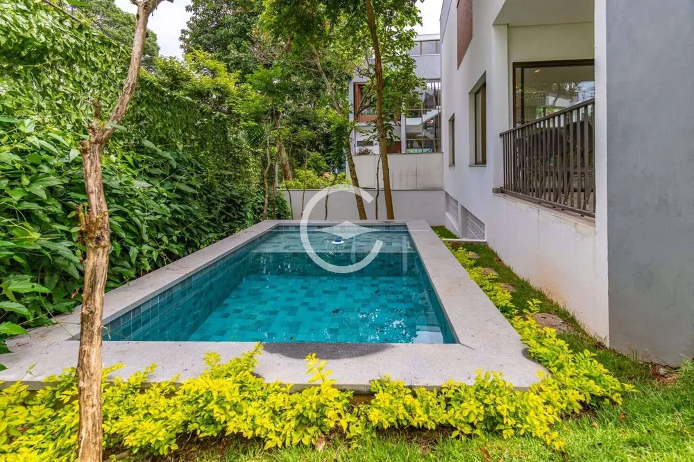Casa, 4 quartos, 684 m² - Foto 1