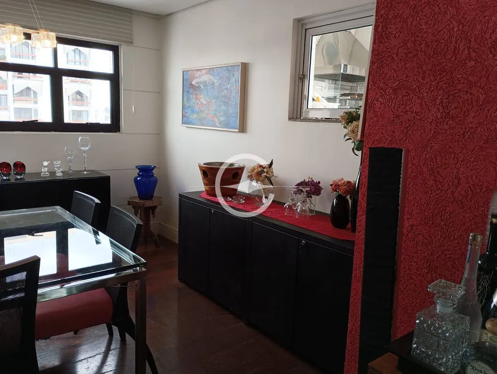 Apartamento, 3 quartos, 260 m² - Foto 1