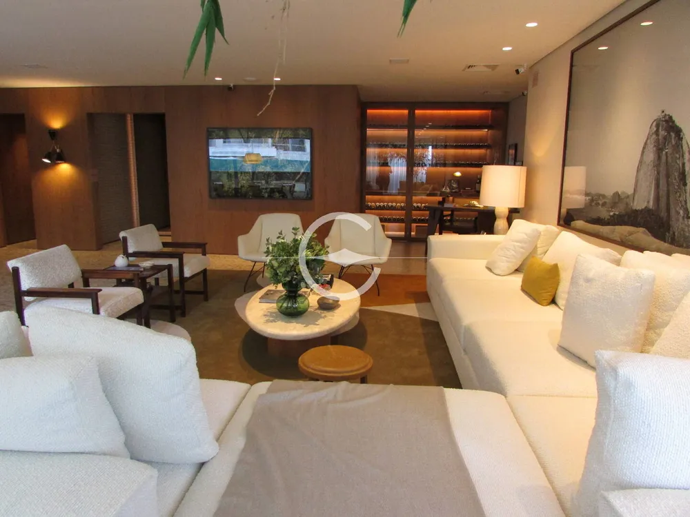 Apartamento, 3 quartos, 330 m² - Foto 1