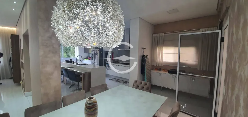 Apartamento, 4 quartos, 214 m² - Foto 2