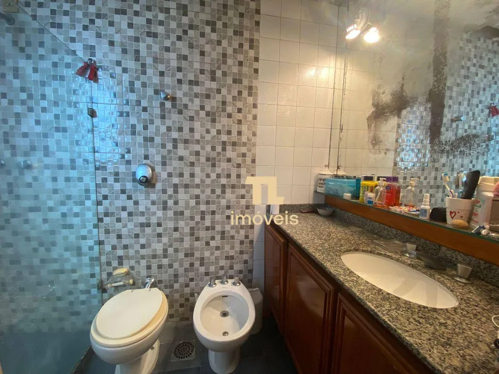 Apartamento, 4 quartos, 245 m² - Foto 11
