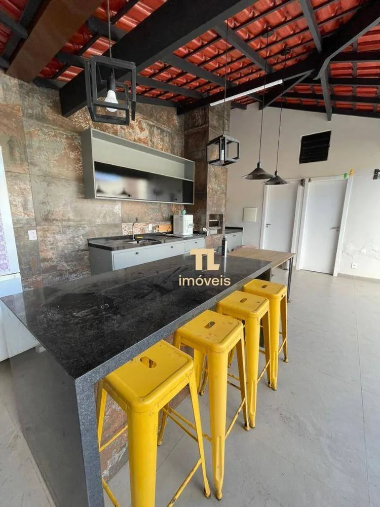 Casa, 4 quartos, 240 m² - Foto 4
