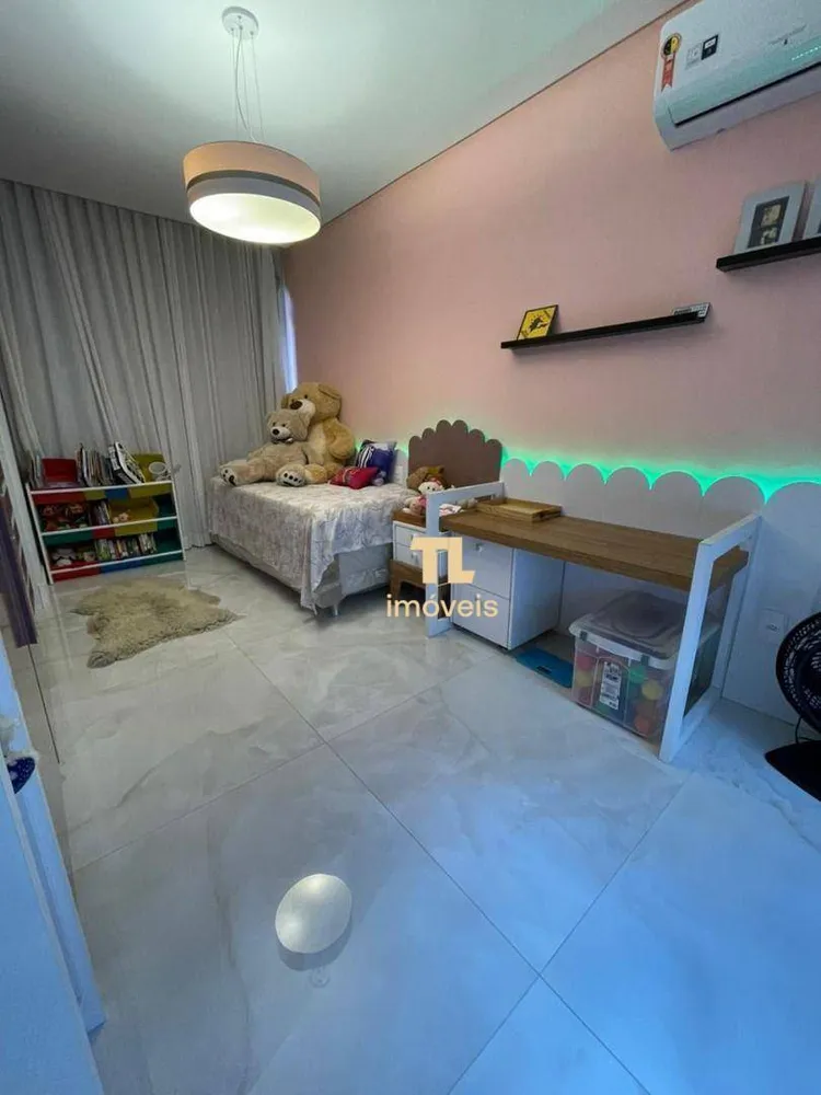 Casa, 4 quartos, 240 m² - Foto 2