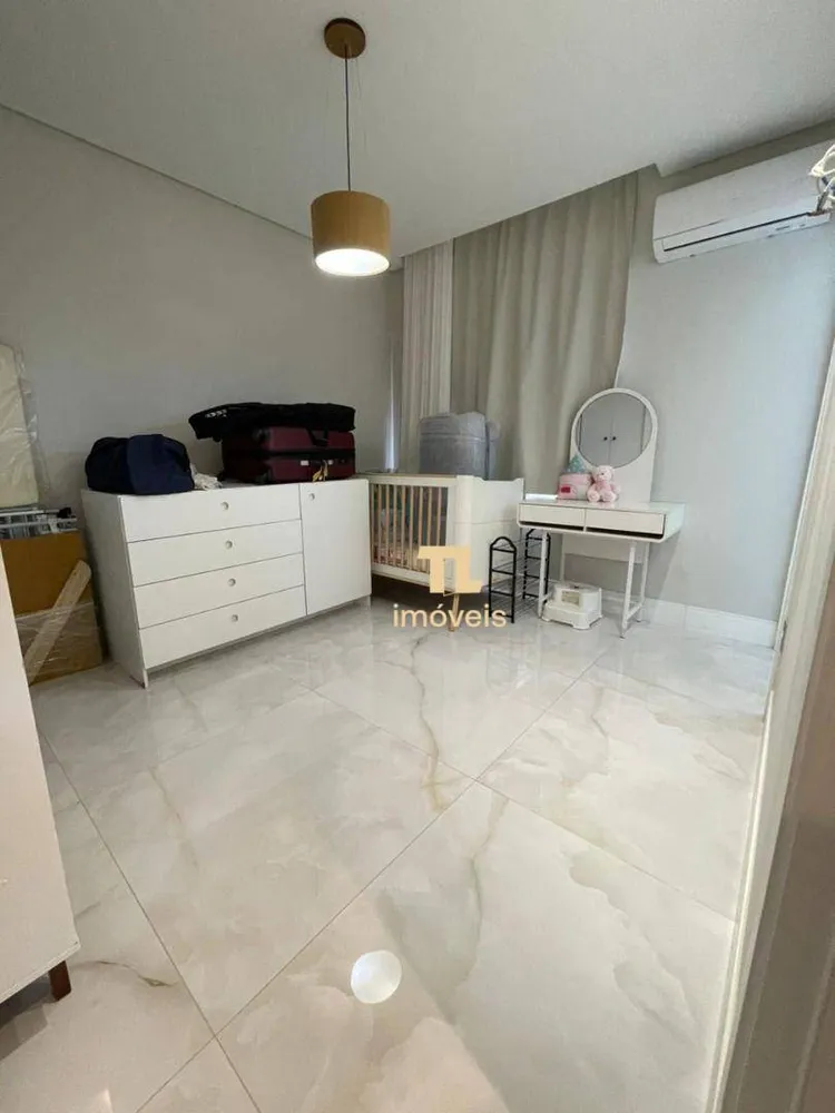 Casa, 4 quartos, 240 m² - Foto 6