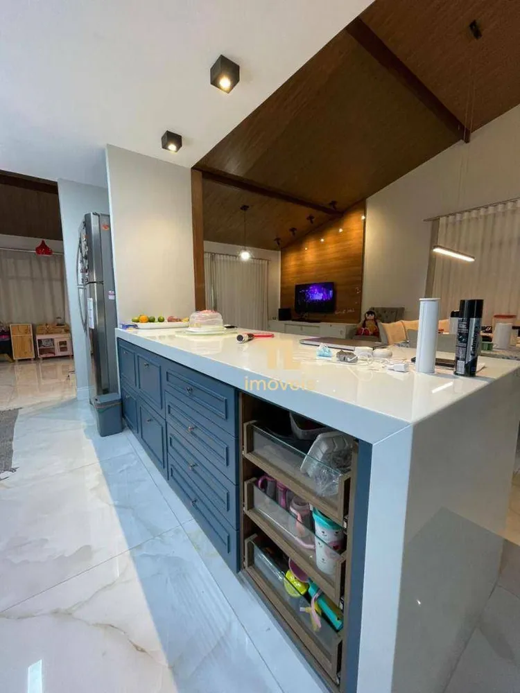 Casa, 4 quartos, 240 m² - Foto 7