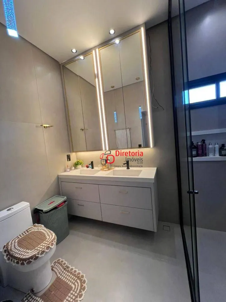 Casa, 3 quartos, 200 m² - Foto 10
