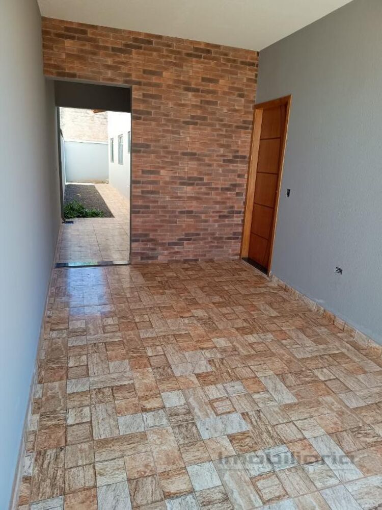 Casa à venda com 3 quartos, 84m² - Foto 2